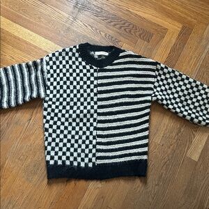 Stitch & Feather Black & White Checker Stripe Sweater | Oversized | Small